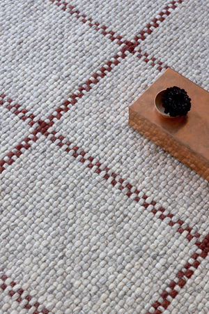 Brink&Campman Craft Matter Check Ash Stone Red rug 049100