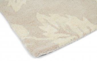 Wedgwood Home Wild Strawberry Tonal rug 38201