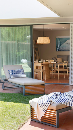 Gandiablasco DNA Chaise Lounger