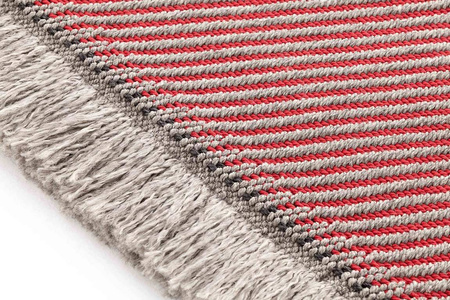 Gan Garden Layers Diagonal Almond-Red Carpet