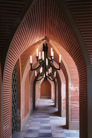 Khan Chandelier Black