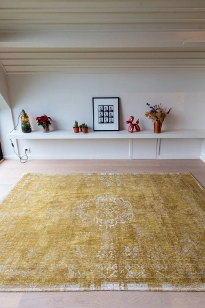Louis de Poortere Fading World Medallion Spring Moss rug 9145