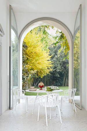 Venice Chair Red