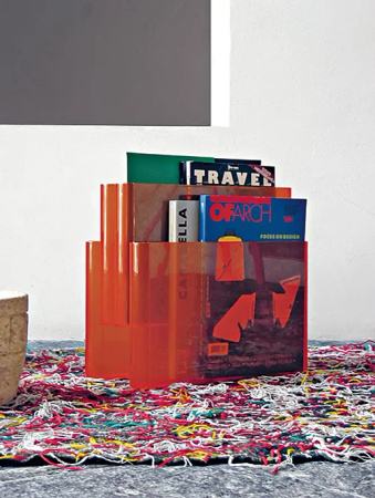 Magazine Rack Stojak na Gazety Bursztynowy