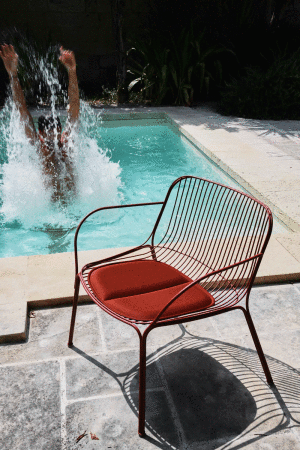 Hiray Rust Table