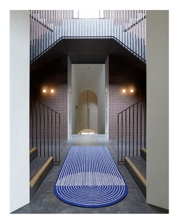 Gan Ply Blue Carpet