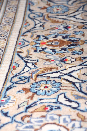 Kashan Cream Wool Carpet 84708 199x296