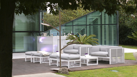Gandiablasco DNA pouffe