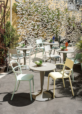 Generic C Chair White