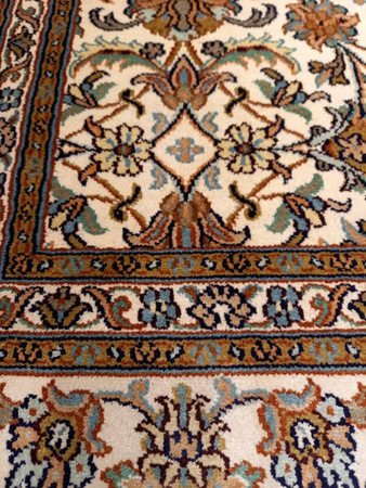 Heritage Silk Carpet 157 x 218 101500