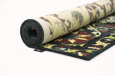Louis de Poortere Suzani Bavaria rug 9729