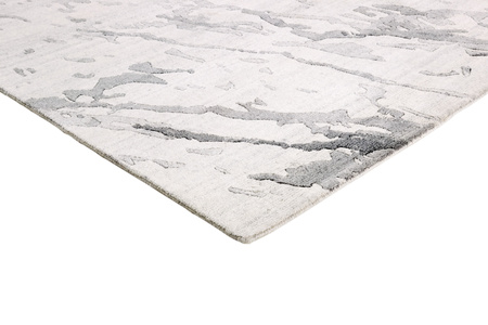 Rezas Temptation carpet 8098
