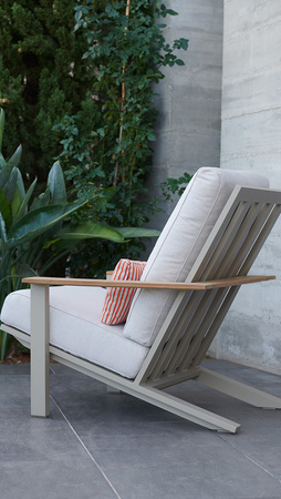 Gandiablasco Timeless Relax Club Armchair