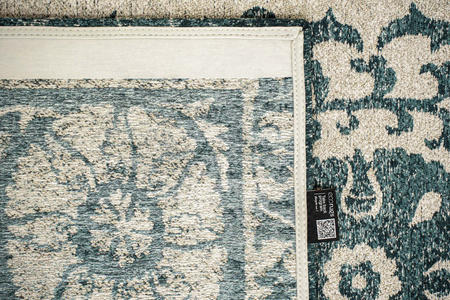 Louis de Poortere Suzani Notos 9733 rug