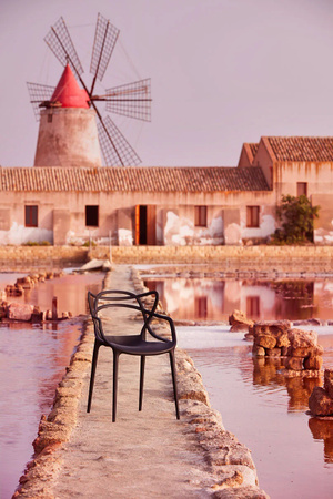 Masters Chair Red