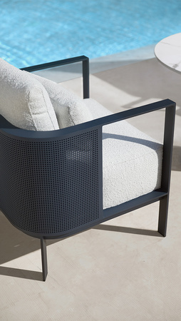 Gandiablasco Solanas Club Armchair