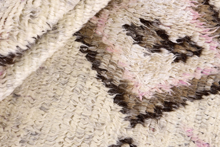 Dywan Reza’s Tribe Ivory Pink