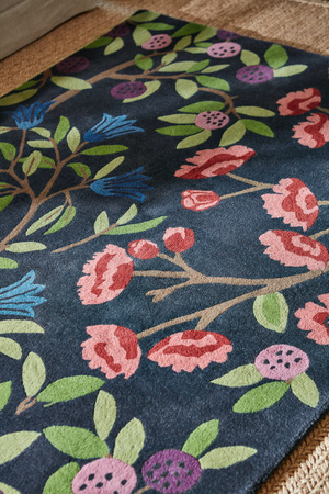 Sanderson FORAGING INDIGO carpet 146618