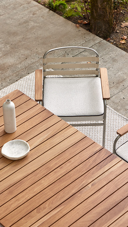 Gandiablasco Onsen Dining Chair 