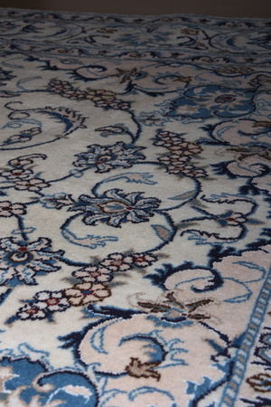 Nain Soltan Wool Carpet 84695 193x292