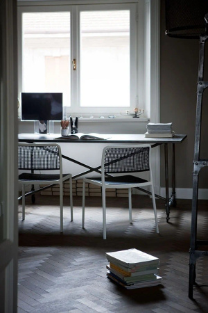 Audrey Chair Black Black