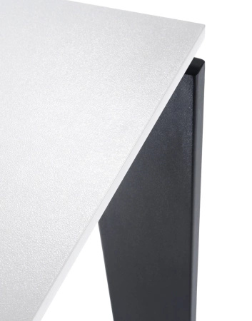  Four Rectangular Stół Czarny Biały