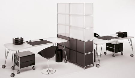 Mobil 4 Drawers With Feet Komoda Biały