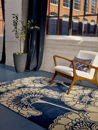 Florence Broadhurst Japanese Floral Midnight rug 039708