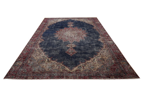 Vintage Iranian Wool Carpet Unique 12565 207 x 315