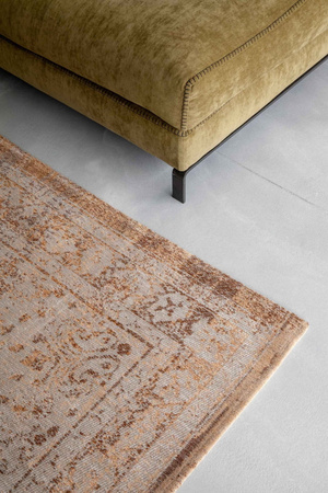 Louis de Poortere Fading World Medallion rug Salomon 9067