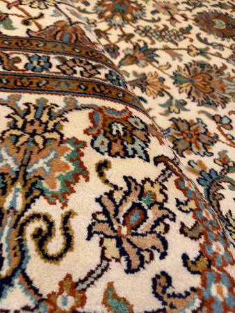 Heritage Silk Carpet 157 x 218 101500
