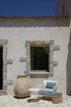  Cara Outdoor Armchair White Beige