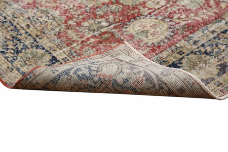 Vintage Iranian Wool Rug Unique 12311 198 x 295