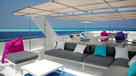 Pufa Gandiablasco Flat Sectional