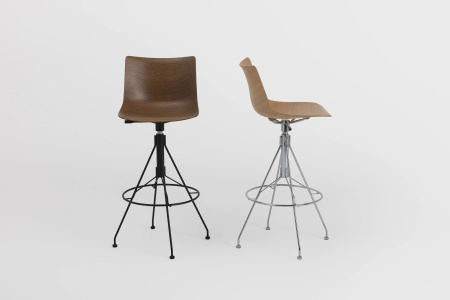 C.Koya Basic Veneer Hocker Black Wood Black FSC™