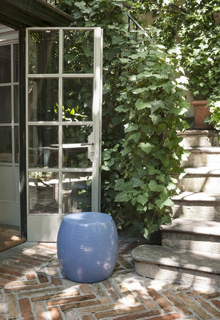 Roy Powder Stool