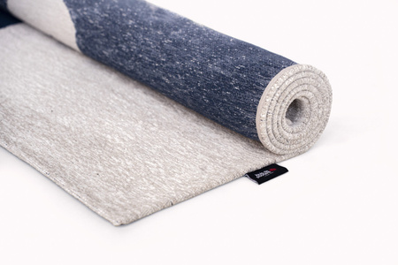 Louis de Poortere Ribbon Sea Ink rug 9849