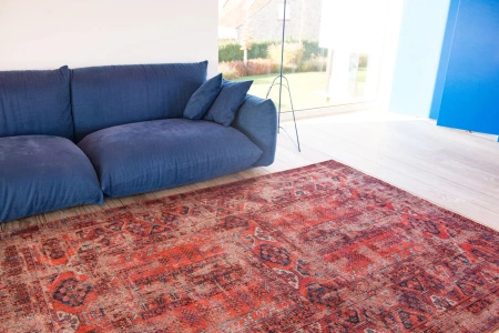 Louis de Poortere Antiquarian Handschlu Red rug 8719