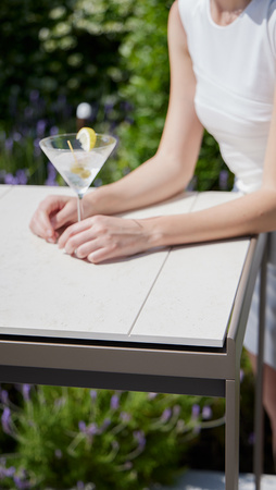 Gandiablasco Flat 70x70 cm Bar Table