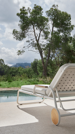 Gandiablasco Capa Chaise Lounger