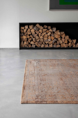 Louis de Poortere Fading World Medallion rug Salomon 9067