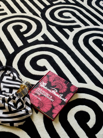 Florence Broadhurst Turnabouts Carpet Black 039205