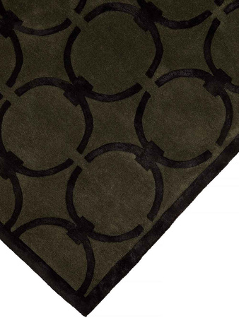 Magda Fornal Glam Dark Green Black Carpet 5038
