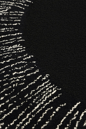 Toulemonde Bochart Eye Flower Noir Carpet