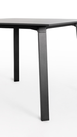 Gandiablasco Timeless Dining Table 100x100 cm