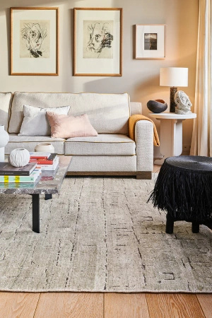 Toulemonde Bochart Glyphe Naturel carpet